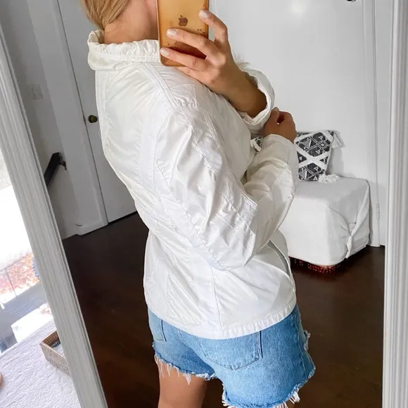 🐚 SEMPRE CASUAL WHITE IVORY EVERYDAY JACKET!
