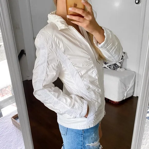 🐚 SEMPRE CASUAL WHITE IVORY EVERYDAY JACKET!