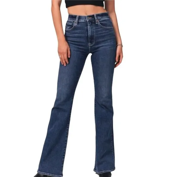 Abercrombie &amp; Fitch The Flare Ultra High Rise Raw Hem Jeans Size 33