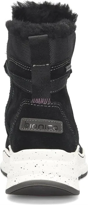 All-weather olesha boot in black