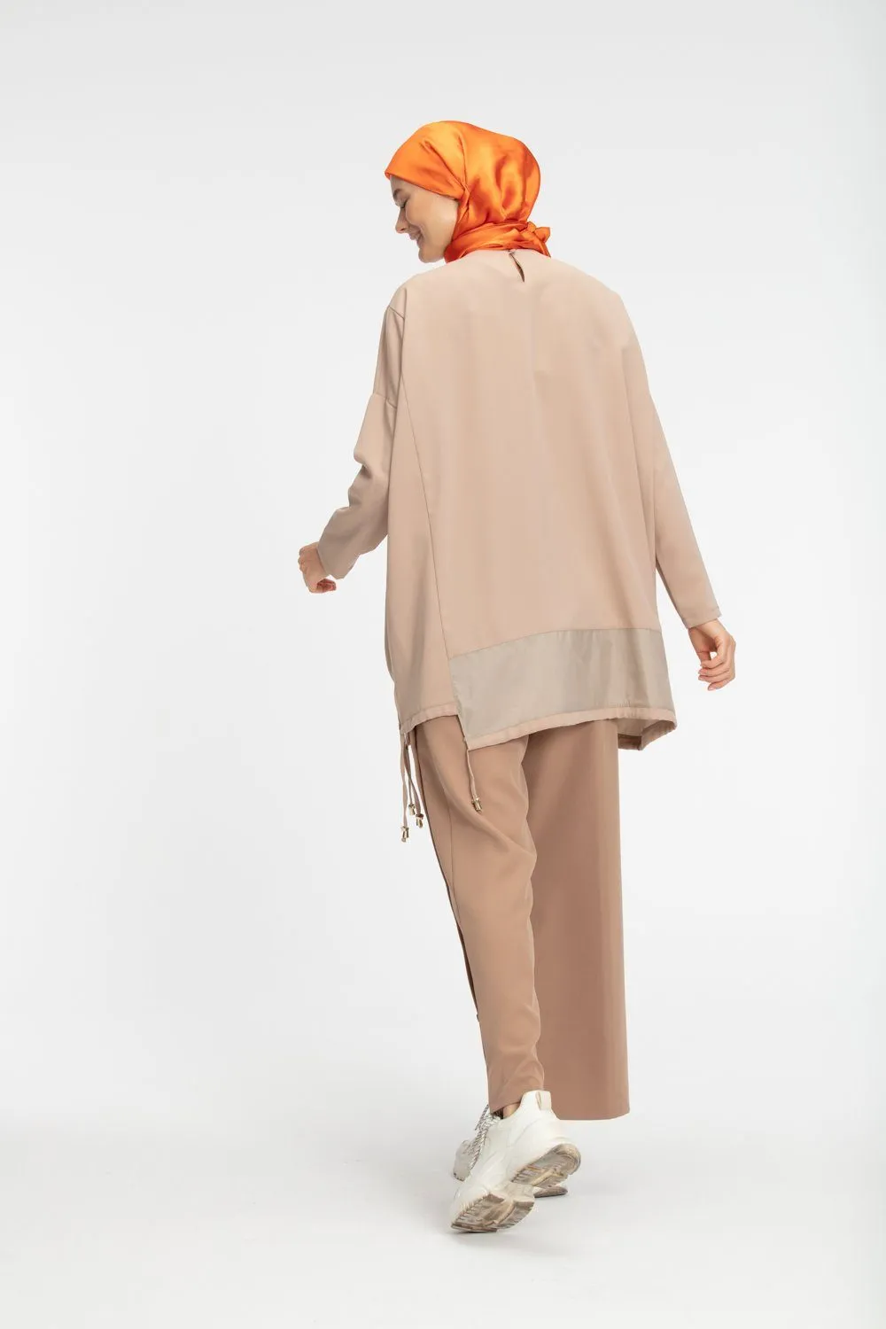 Bisma Short Modest Top | Beige
