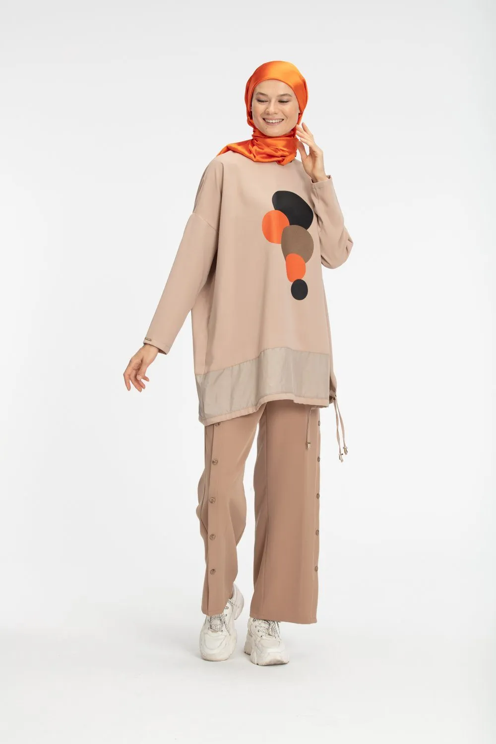 Bisma Short Modest Top | Beige
