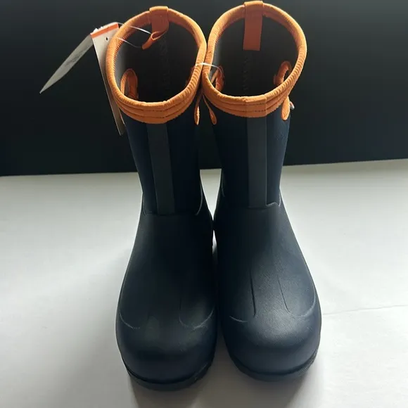 Bogs Neo Classic Waterproof Boot in Navy Multi New
