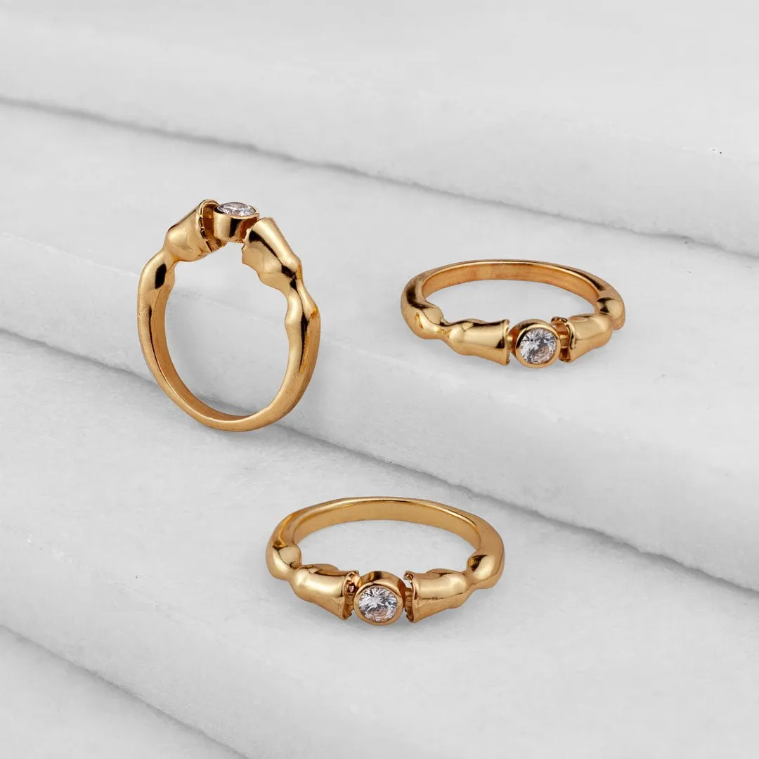 Cavallo - Moissanite Stone and Stylized Horse Hooves 14K Gold on Sterling Silver Ring
