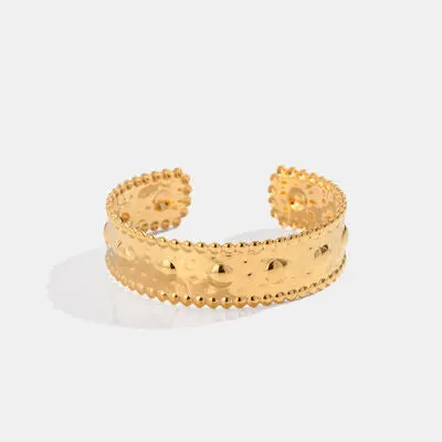 Chic Bangle Collection