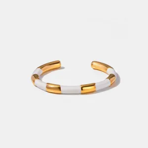 Chic Bangle Collection