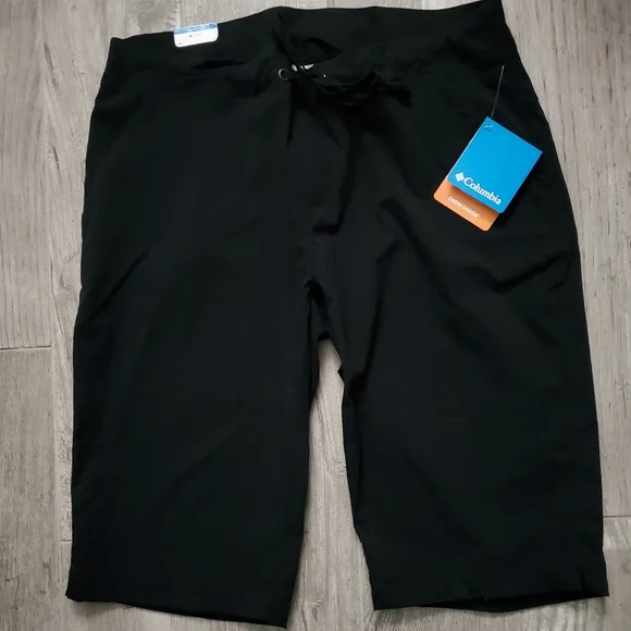 Columbia Women's Anytime Outdoor Long Shorts Size 12