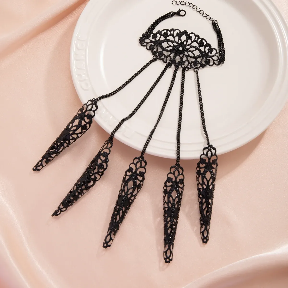 Creative Exaggerated Dubai Indian Finger Wrist Chain Bracelets - Y2K Steampunk Jewelry