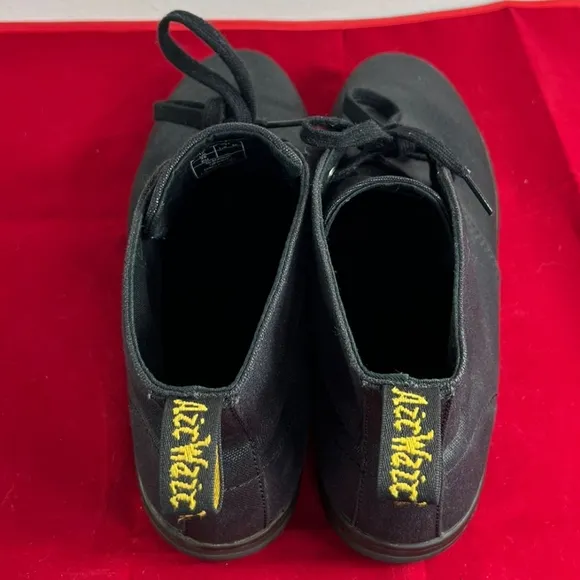 Dr. Martens Men's Henrie Black Canvas Chukka Boots, Sz 11