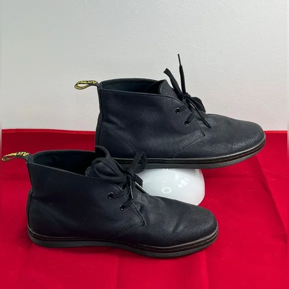 Dr. Martens Men's Henrie Black Canvas Chukka Boots, Sz 11