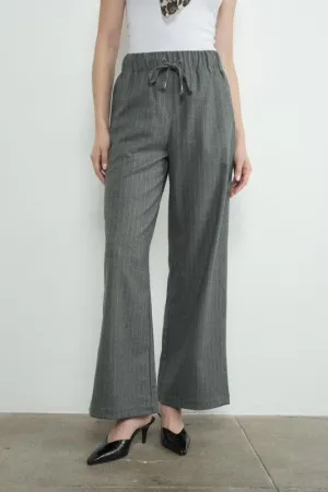 GREY CHIC STRIPED PANTS