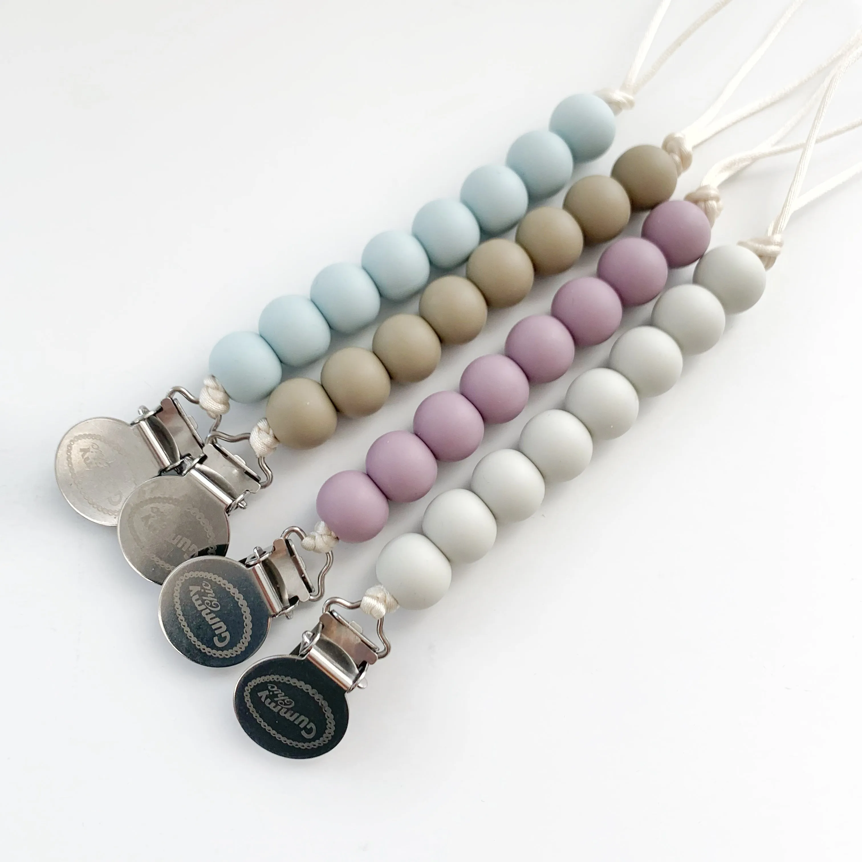 Gummy Chic Pacifier Clip