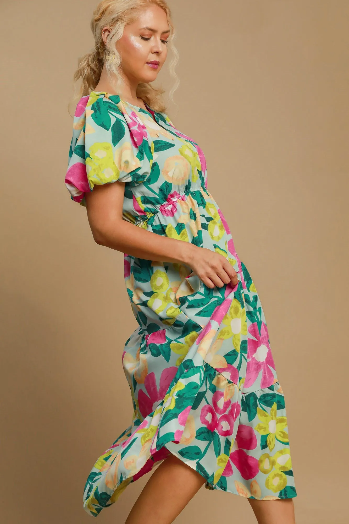 In Full Bloom Tiered Floral Print Midi Dress