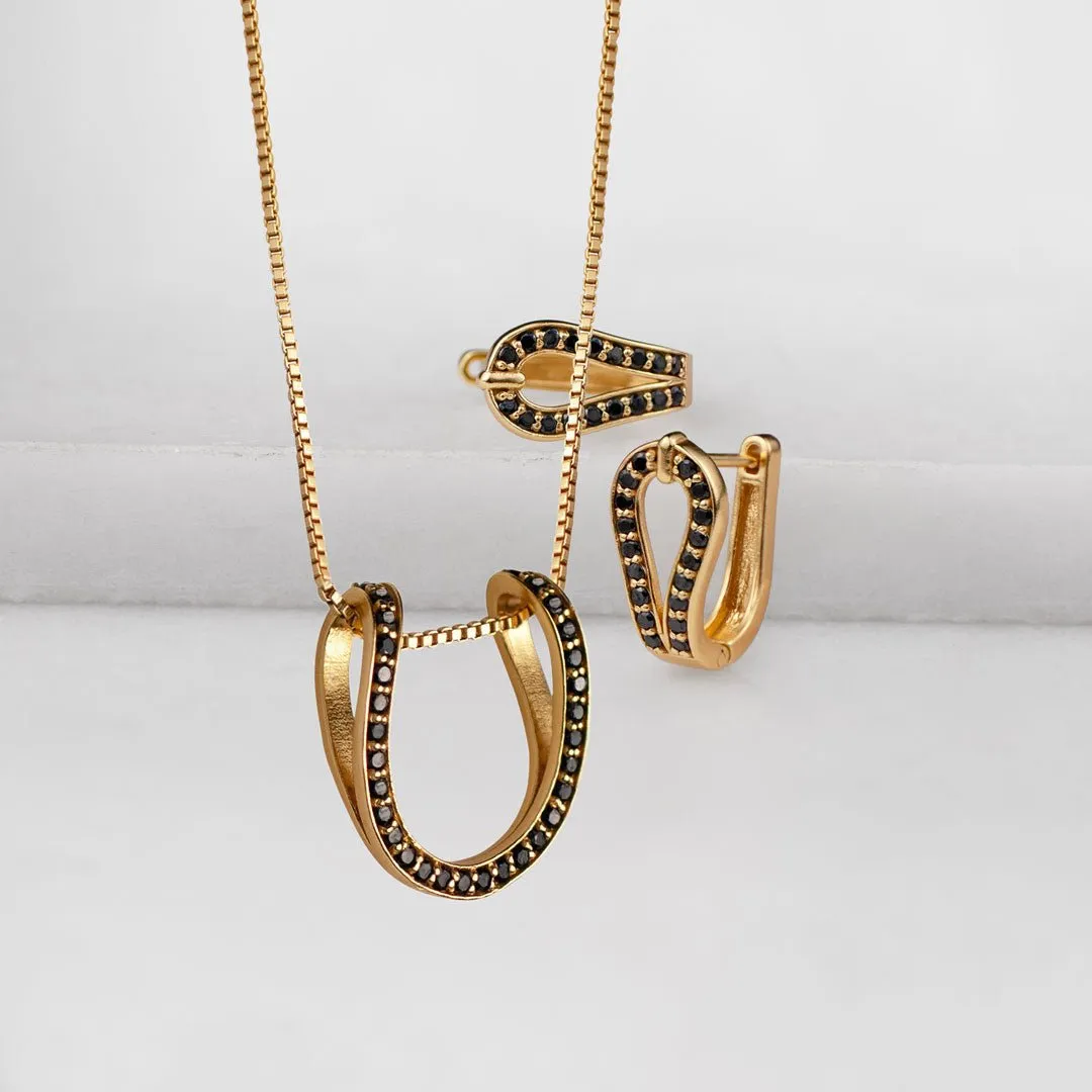 Levade - Black Moisannite Stones and 14K Gold on Sterling Silver Horseshoe Necklace
