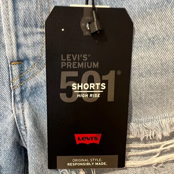 Levi's 501 Original Cutoff Denim Shorts in Ojai Luxor Heat (30)