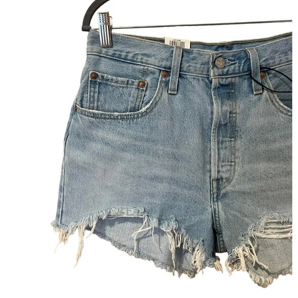 Levi's 501 Original Cutoff Denim Shorts in Ojai Luxor Heat (30)