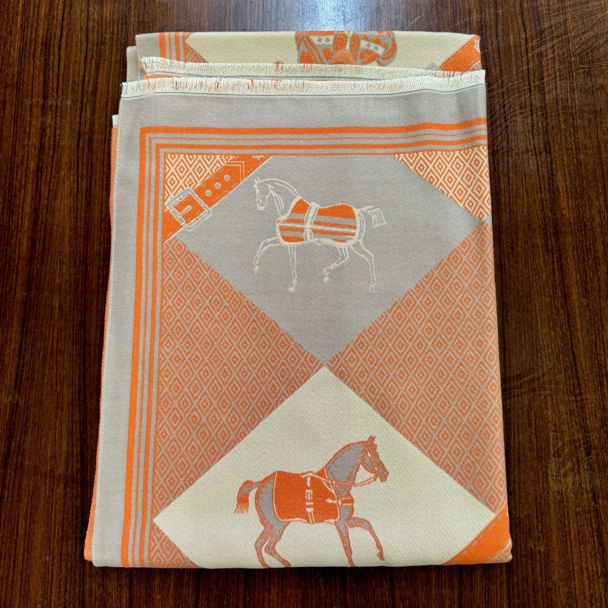 Lexington with Horse Wrap