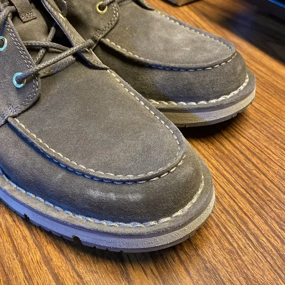 Men’s NWOB Timberland Westmore Moc-Toe Chukka Boot Sz 9.5.