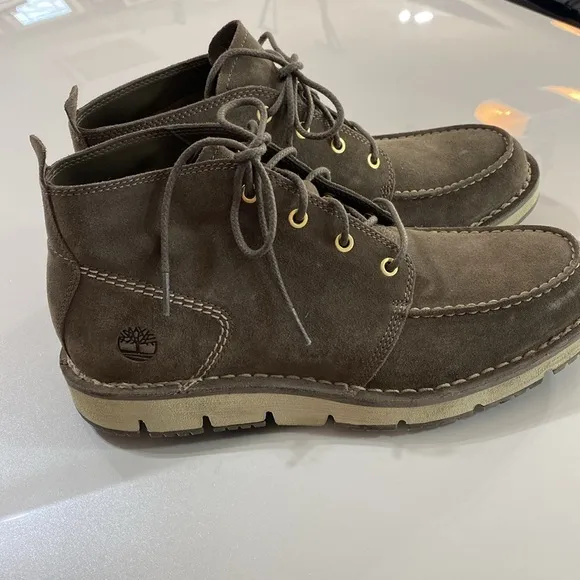 Men’s NWOB Timberland Westmore Moc-Toe Chukka Boot Sz 9.5.