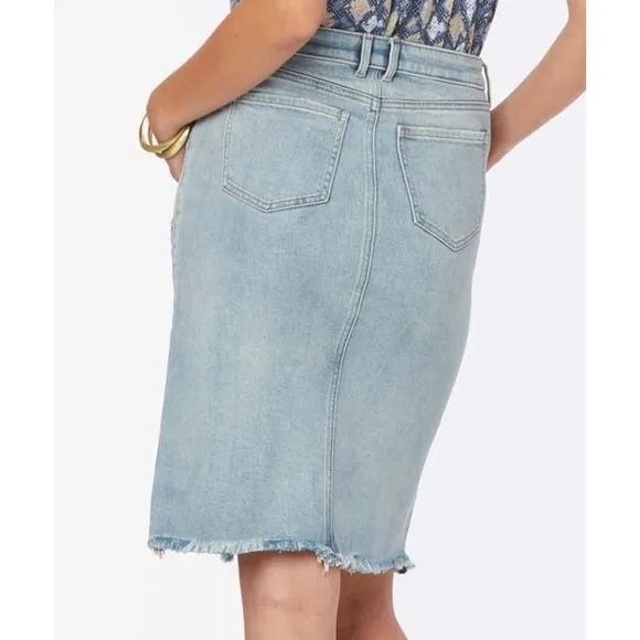 NEW NYDJ Denim Skirt Destructed Radiance 12