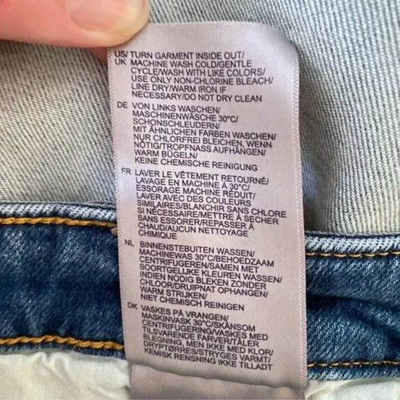 NEW NYDJ Denim Skirt Destructed Radiance 12