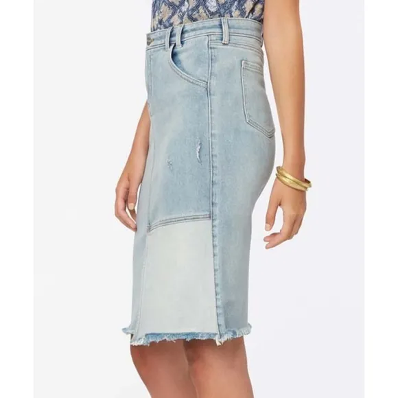 NEW NYDJ Denim Skirt Destructed Radiance 12