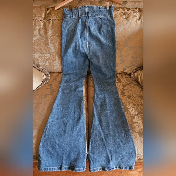 NWOT free People Jayde Flare Jeans skinny fit with dramatic flare