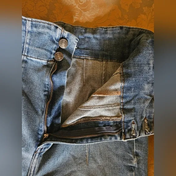 NWOT free People Jayde Flare Jeans skinny fit with dramatic flare