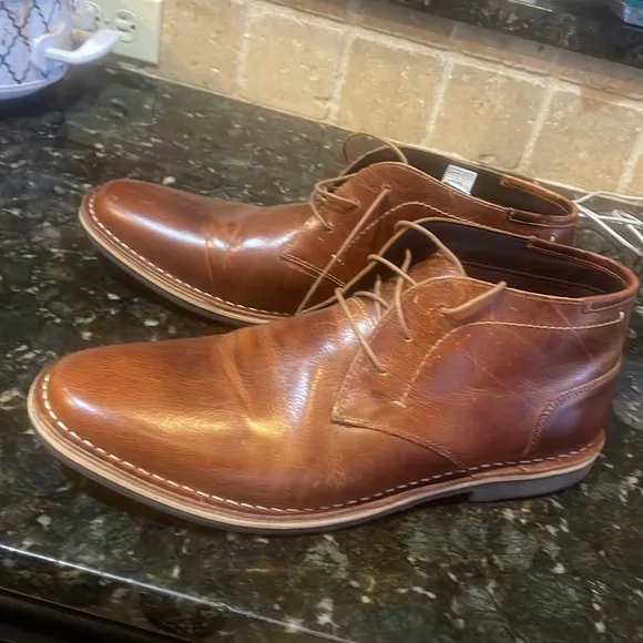 Steve Madden Harken Leather Chukka Boots! 13