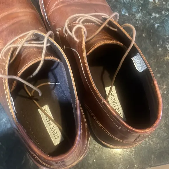 Steve Madden Harken Leather Chukka Boots! 13