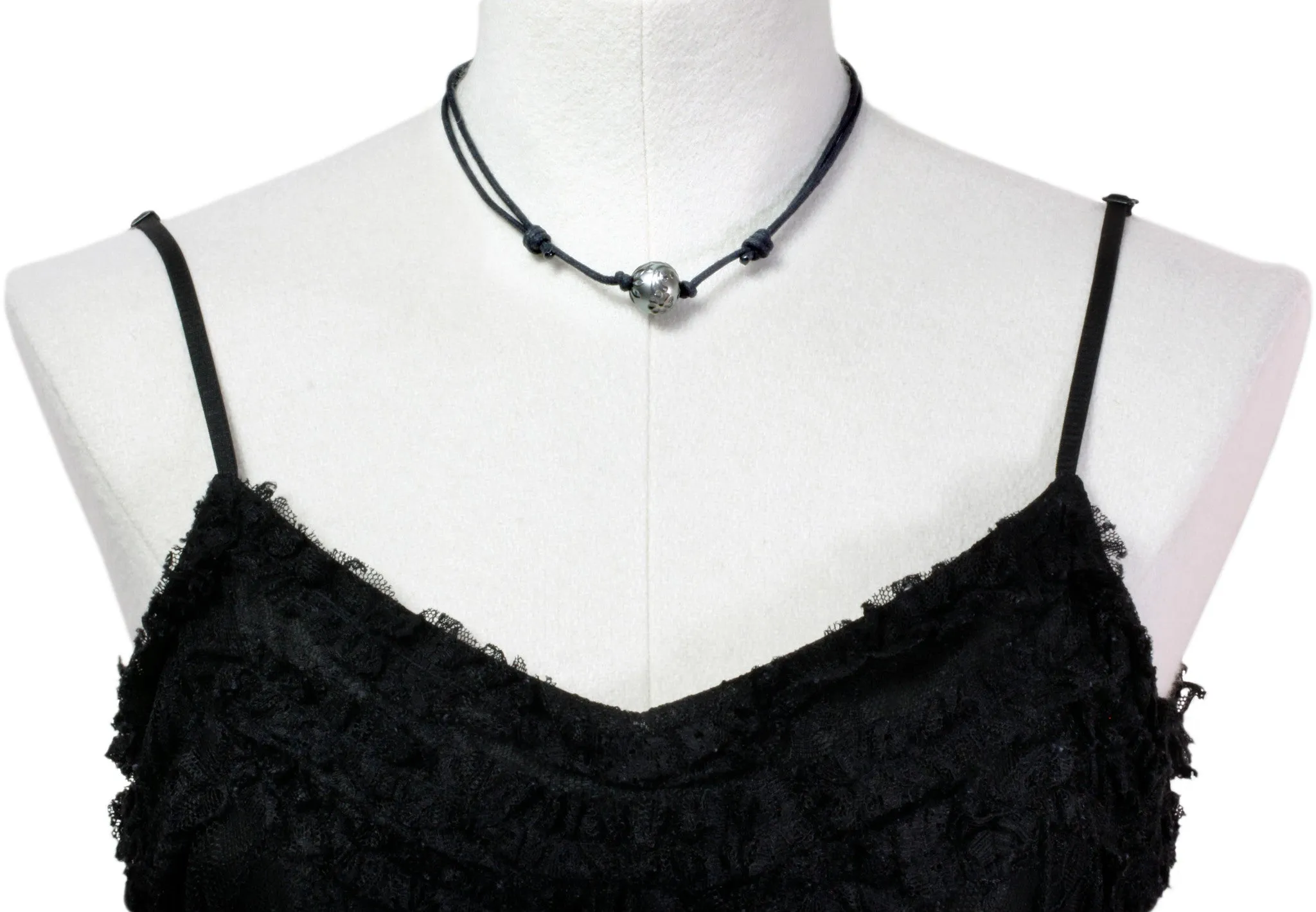 Tahitian engraved pearl necklace - Tattoo Pearl - DVOMPE00011