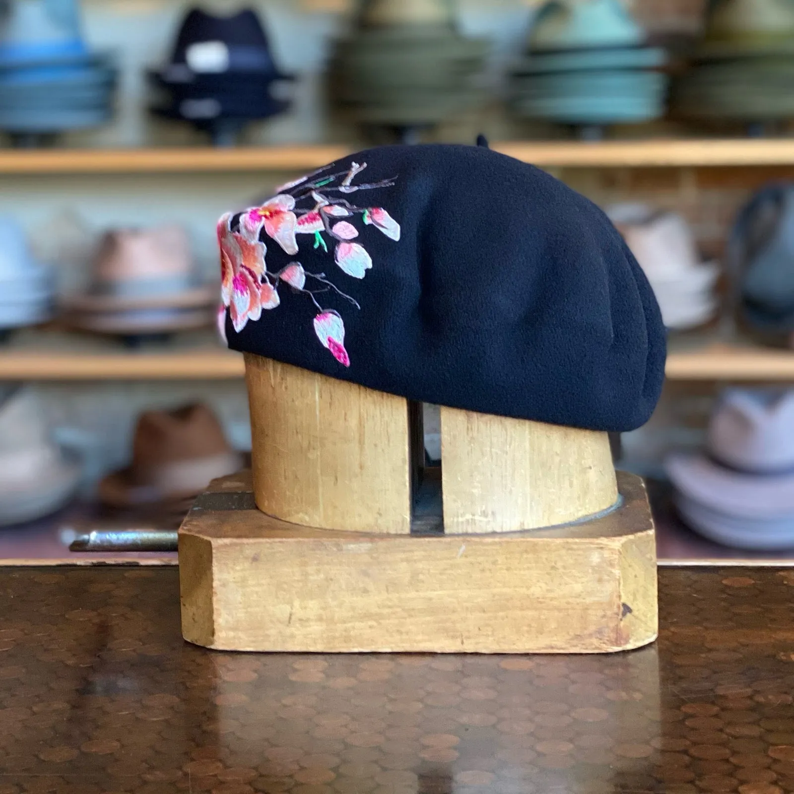 Tarisana Beret