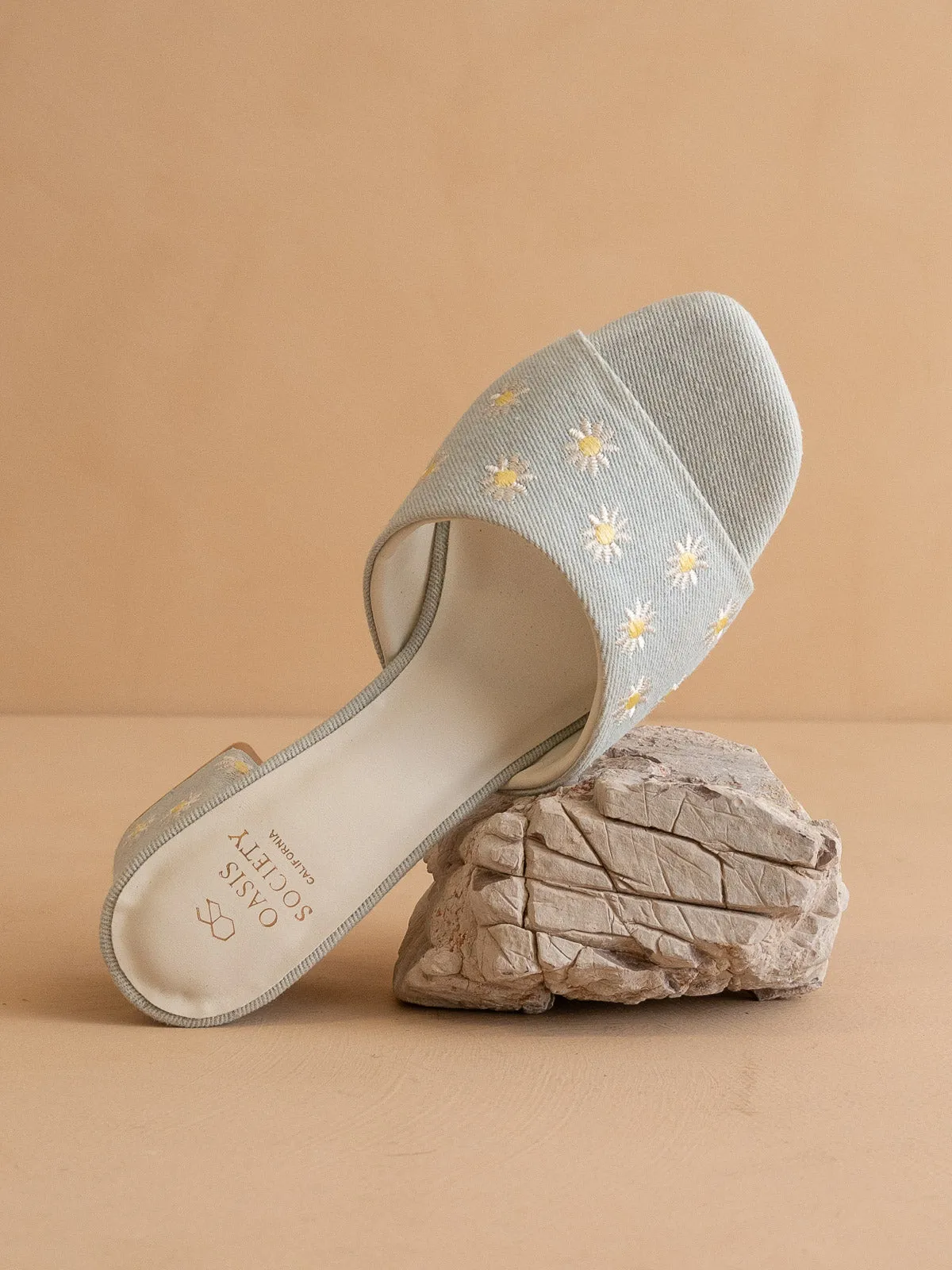 The Olive | Denim Low heeled sandal