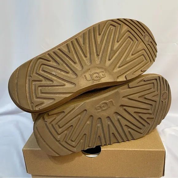 UGG Kids Neumel II Suede Boots