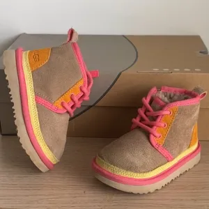 Ugg Neumel II Chukka Boots Toddler - SZ 7 C
