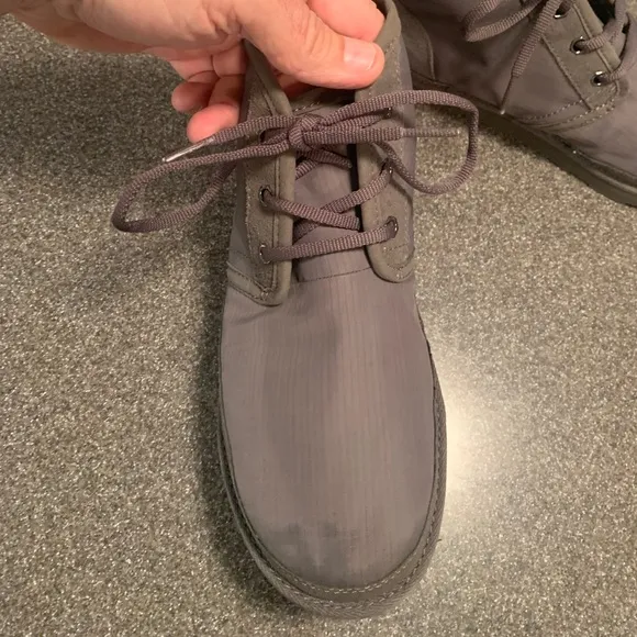 UGG Neumel Rip-Stop Chukka Shoes Size 7. Bought &amp; Never worn!