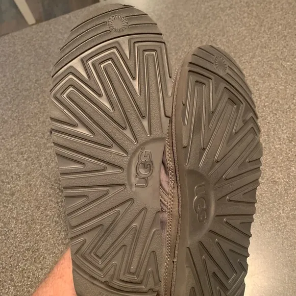 UGG Neumel Rip-Stop Chukka Shoes Size 7. Bought &amp; Never worn!