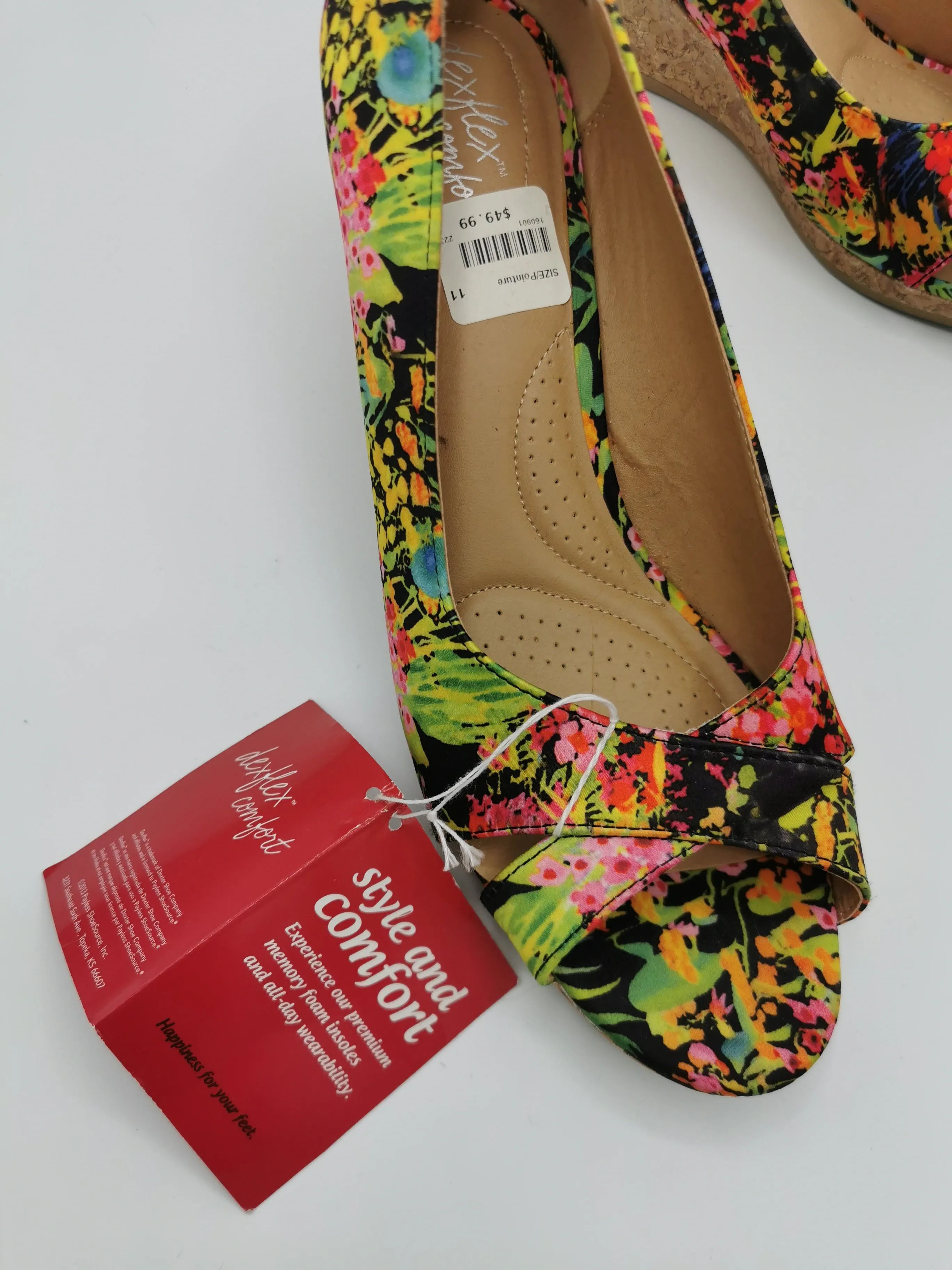 WOMENS SIZE 11 - DEXFLEX, Comfort Wedge Heel Sandals NWT B26