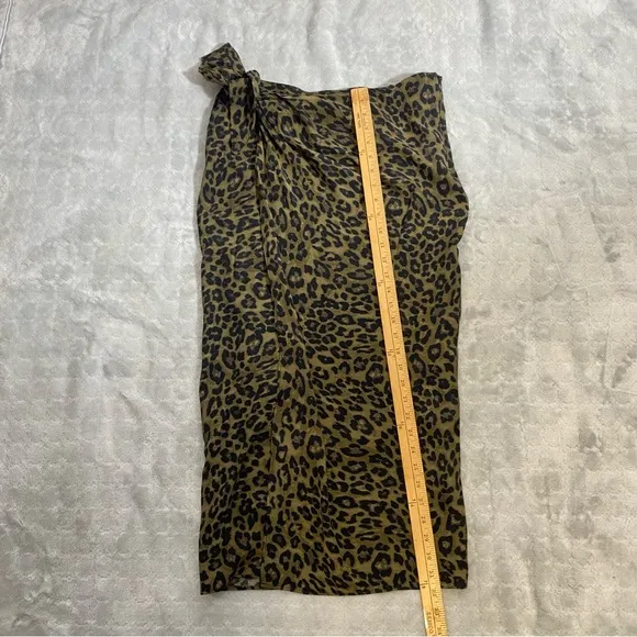 Zara Leopard Print Skirt Size M